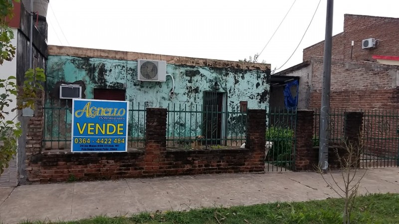 SE VENDE CASA. CALLE 19 E/ 22 Y 24 Bo PRIMERO DE MAYO