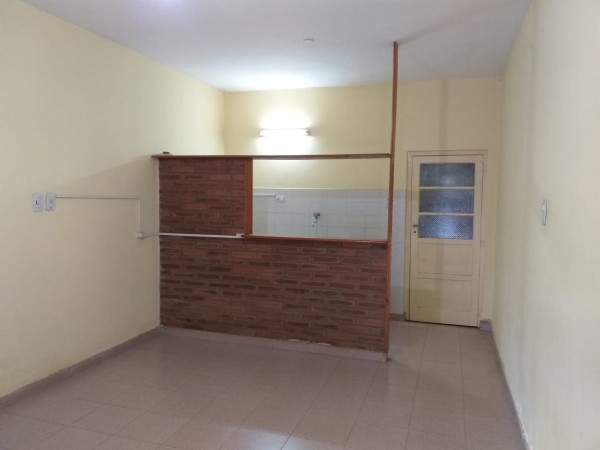 CHECOSLOVAQUIA 545 - 11 E 12 Y 14 ENSANCHE SUR - ZONA UNCAUS