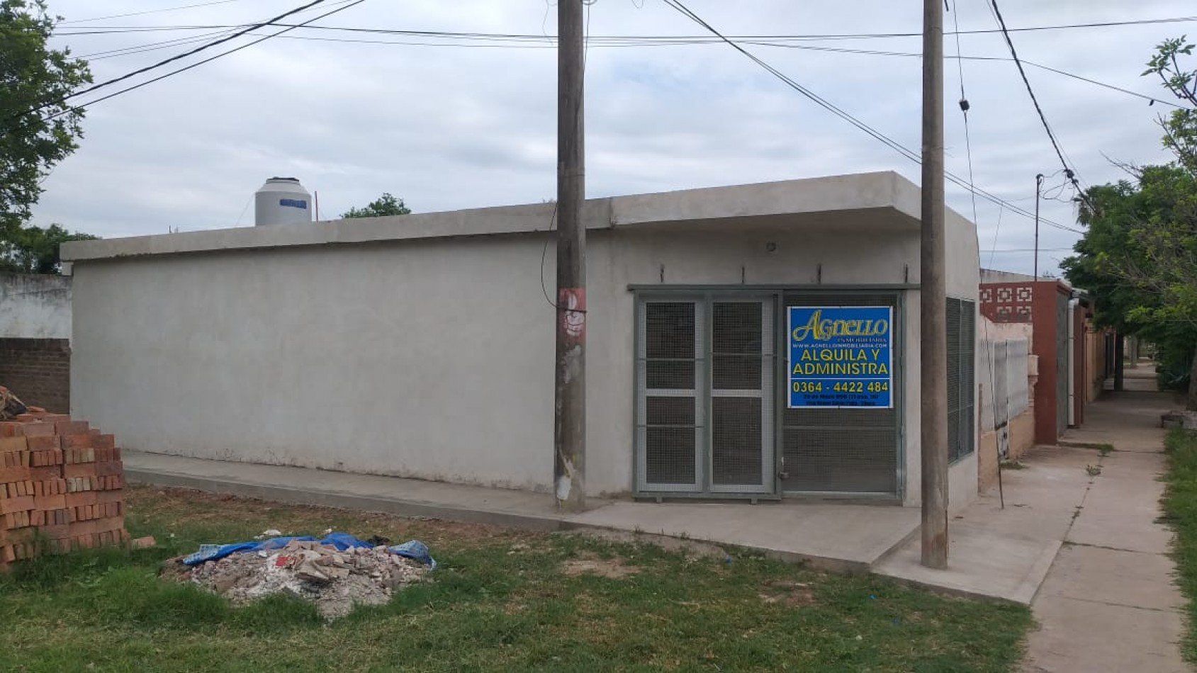AV. 33 ESQ. 38 - COLON