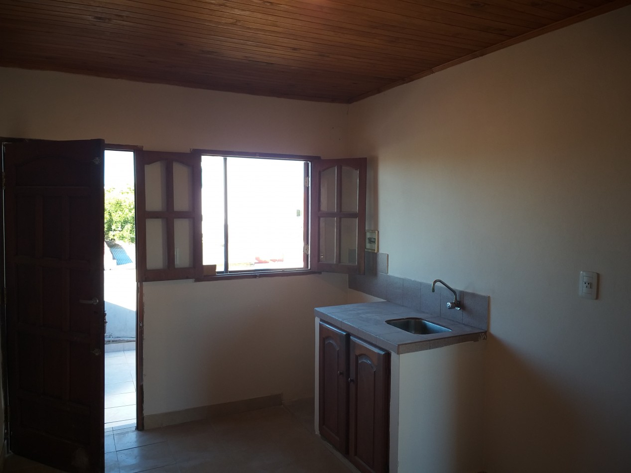 AZCUENAGA 257 - 14 E/ 5 Y 7 ENSANCHE SUR - ZONA UNCAUS