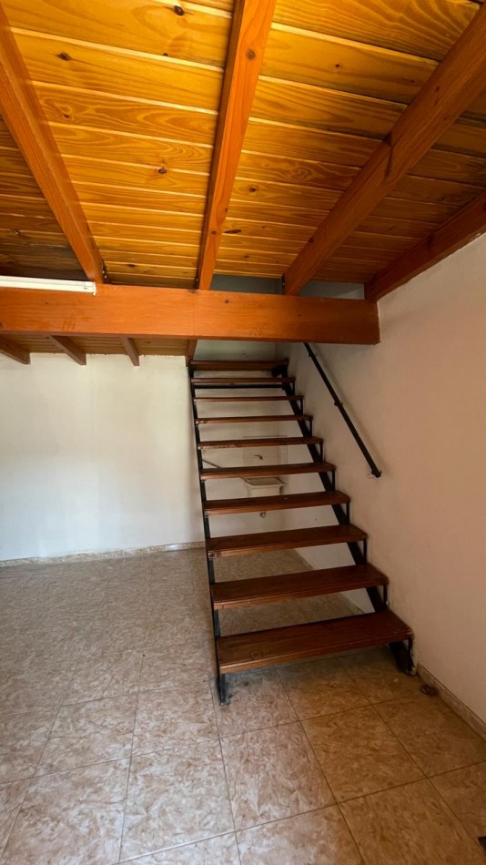 PRINGLES 790 - 18 ENTRE 15 Y 17 CENTRO - DUPLEX