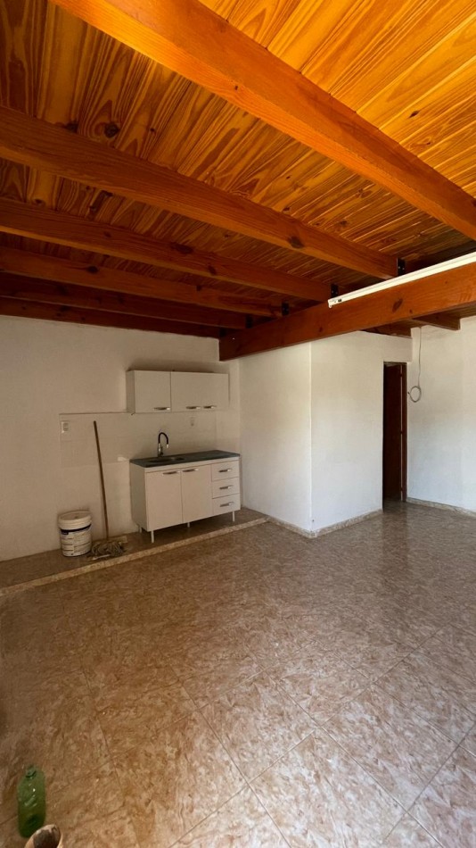 PRINGLES 790 - 18 ENTRE 15 Y 17 CENTRO - DUPLEX