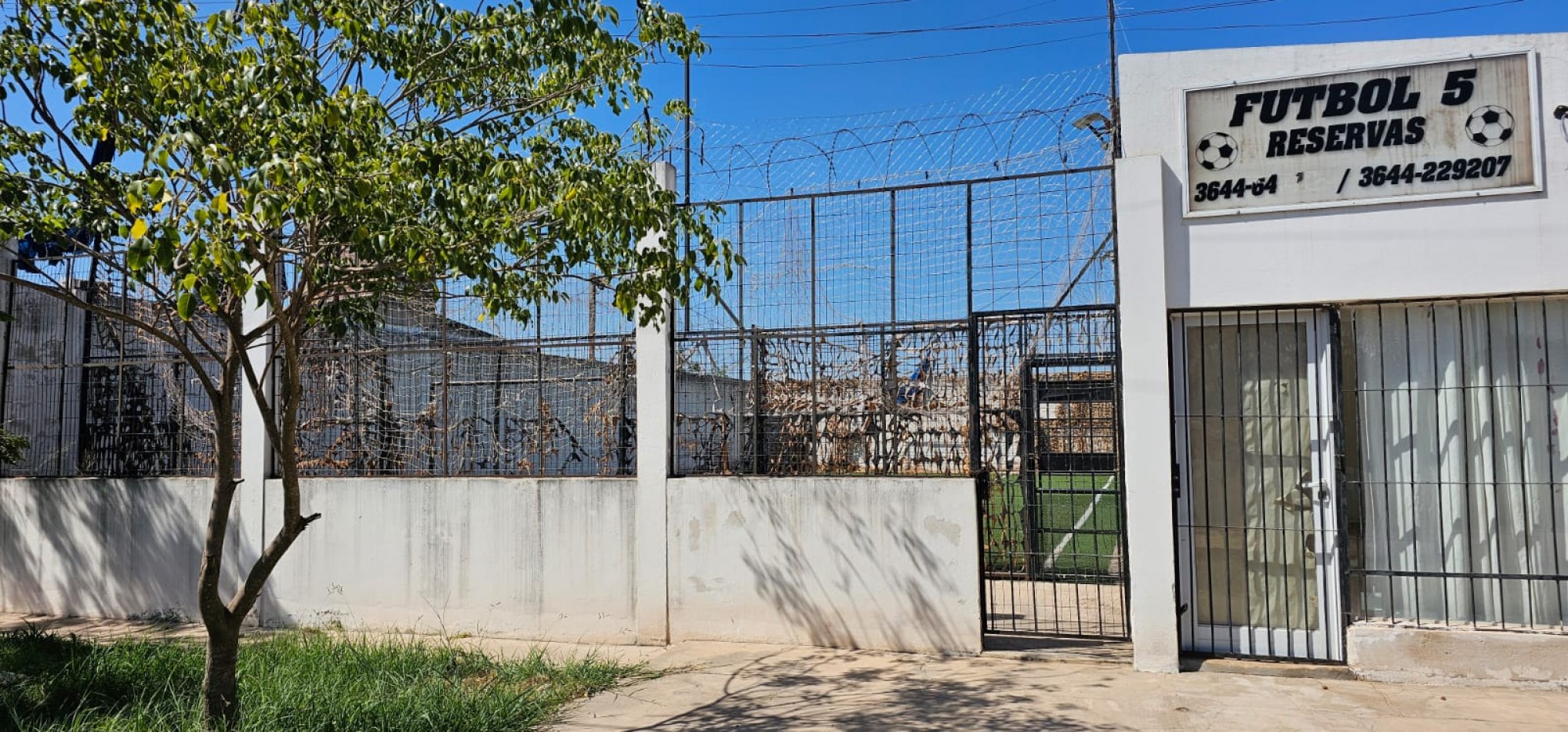 CARLOS GARDEL 1505 - 13 ESQ. 32 BARRIO NUEVO - CANCHA FUTBOL 5