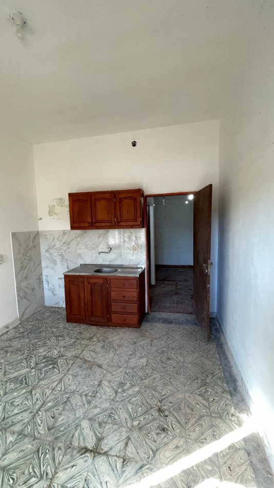 BENJAMIN FRANKLIN 2 - 7 E/ 2 Y 0 ENSANCHE SUR - GRANDE - ZONA UNCAUS