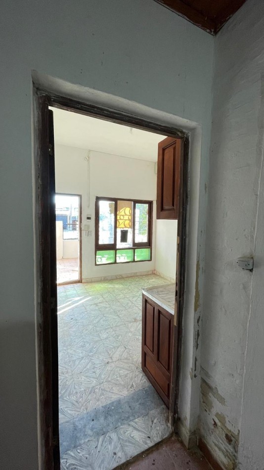 BENJAMIN FRANKLIN 2 - 7 E/ 2 Y 0 ENSANCHE SUR - GRANDE - ZONA UNCAUS