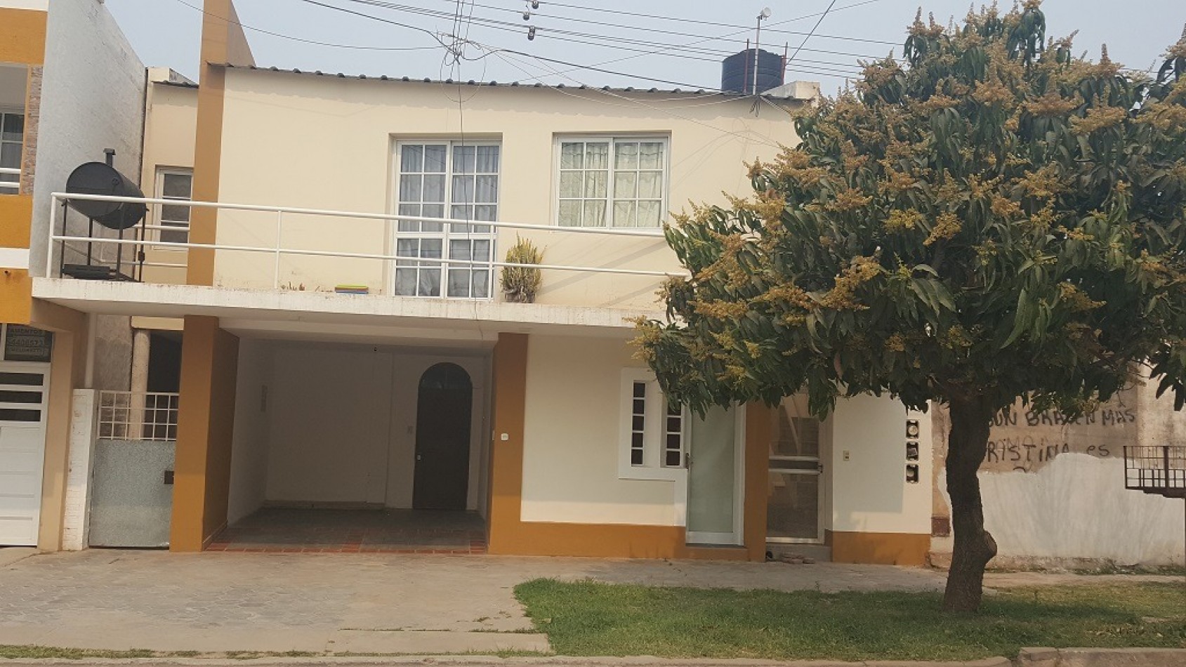 ALMIRANTE BROWN 73 - 23 ENTRE AV. 2 Y 4 CENTRO