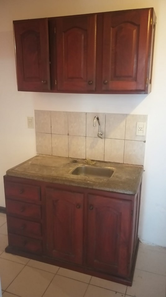 LAPRIDA 460 - 15 E/ 12 Y 10 CENTRO