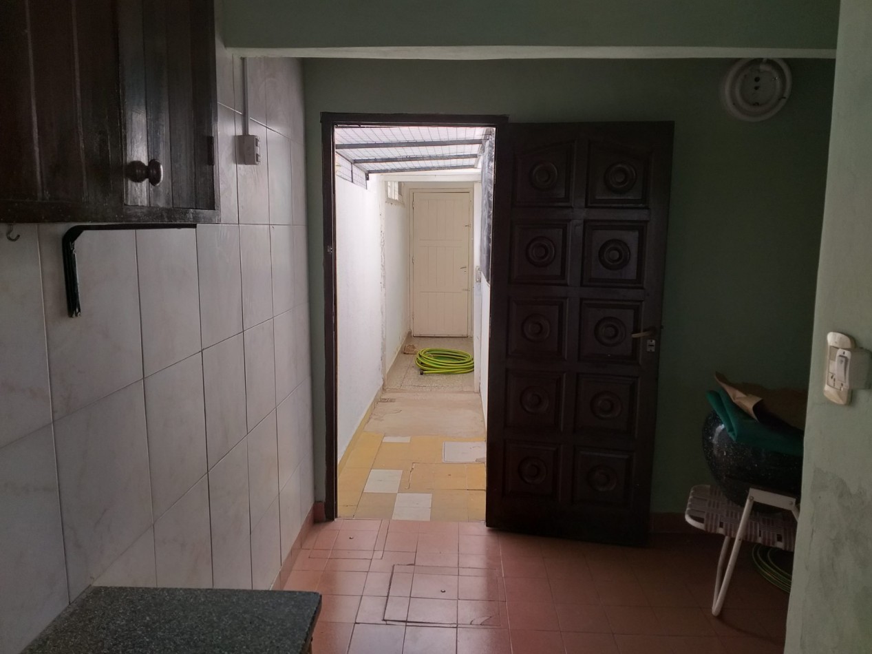 LAPIDRA 989 - 15 ENTRE 20 Y 22 CENTRO