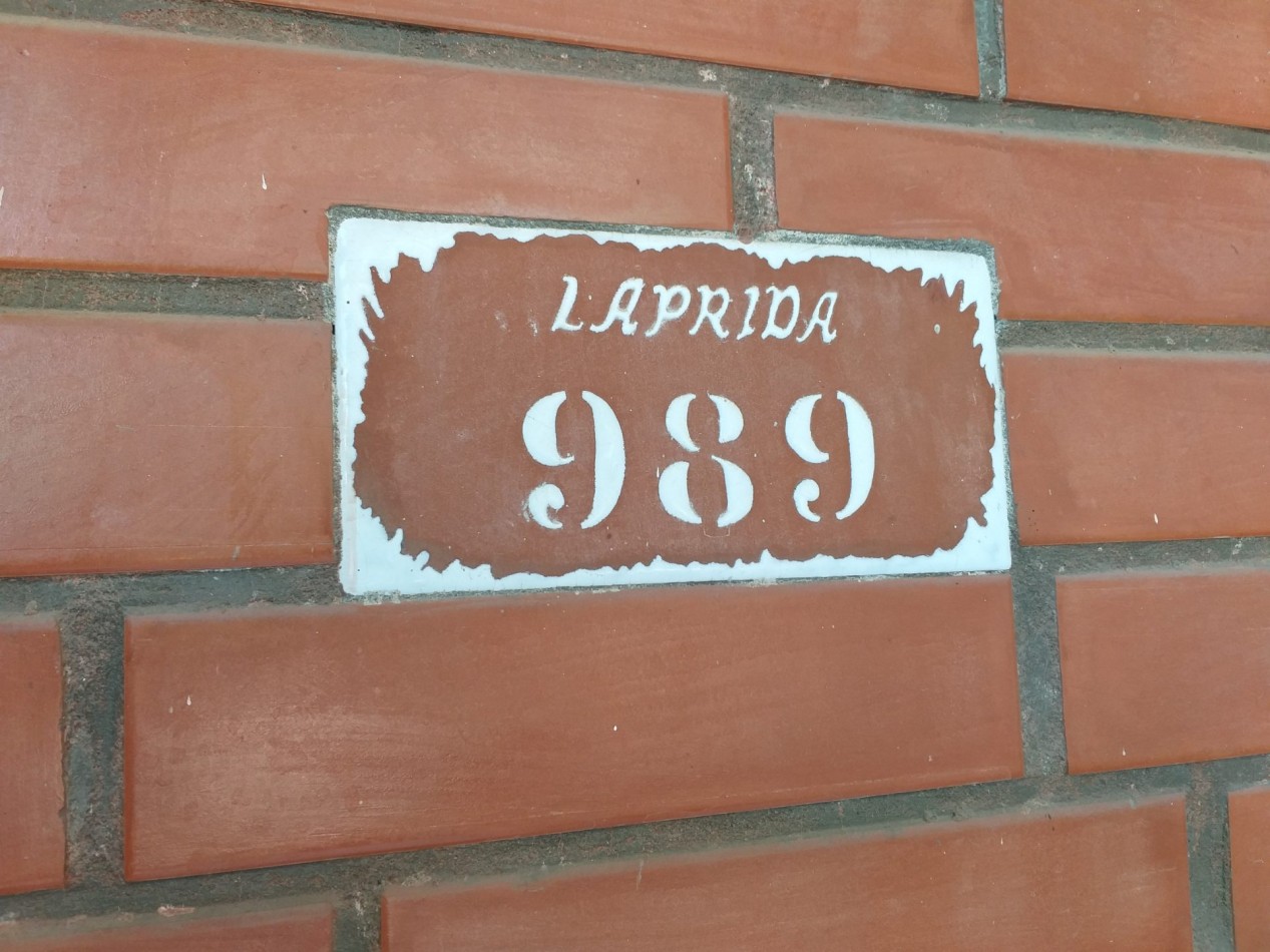 LAPIDRA 989 - 15 ENTRE 20 Y 22 CENTRO