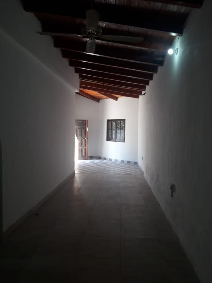 GDOR. CASTELLS 794 - 19 ESQ. 18 ORO BLANCO - ZONA UNCAUS 