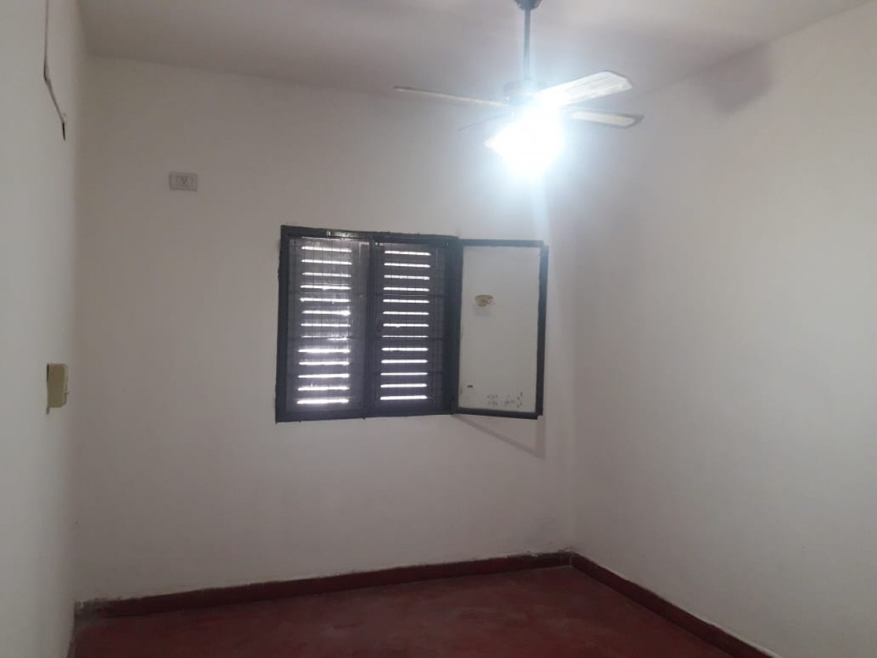 GDOR. CASTELLS 794 - 19 ESQ. 18 ORO BLANCO - ZONA UNCAUS 
