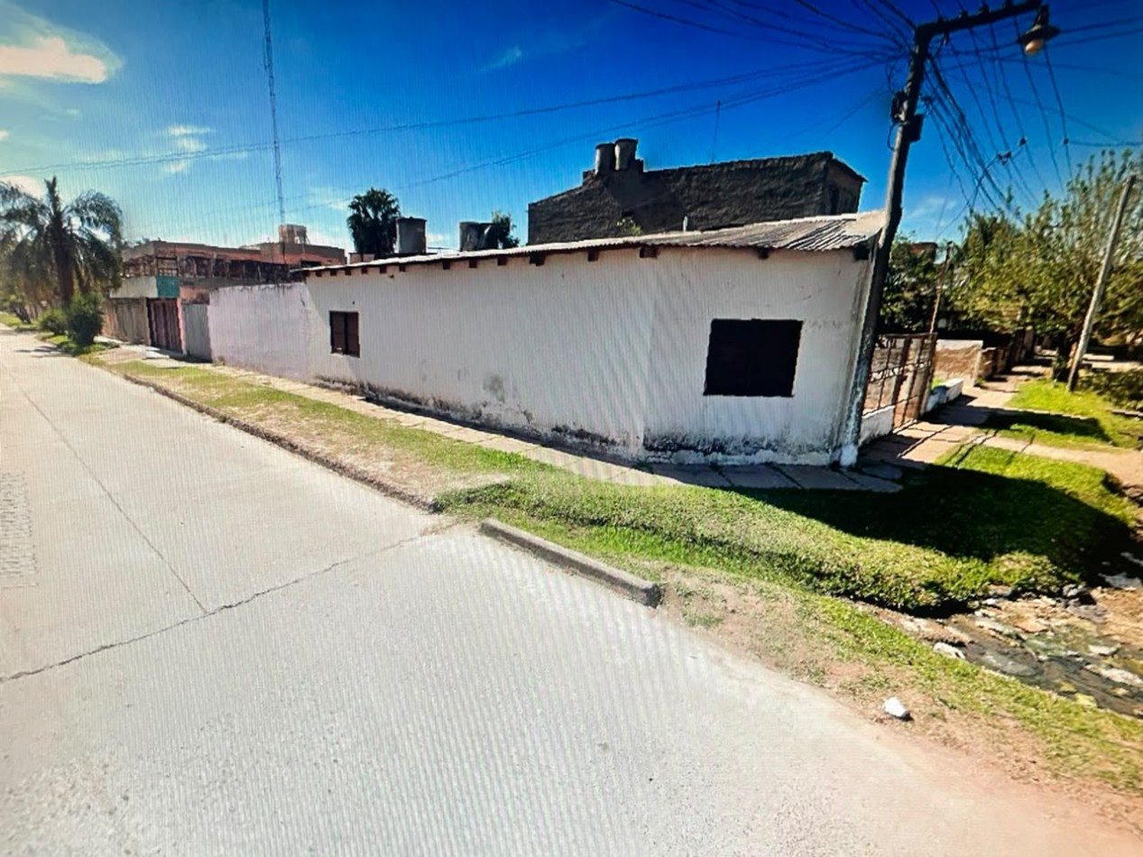 GDOR. CASTELLS 794 - 19 ESQ. 18 ORO BLANCO - ZONA UNCAUS 