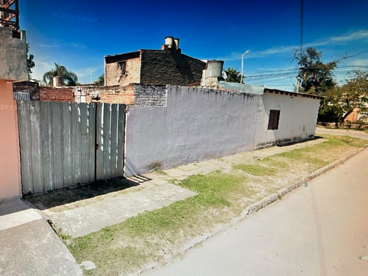 GDOR. CASTELLS 794 - 19 ESQ. 18 ORO BLANCO - ZONA UNCAUS 