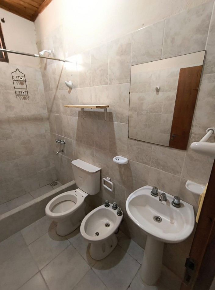 24 ESQ. 3 1° DE MAYO 